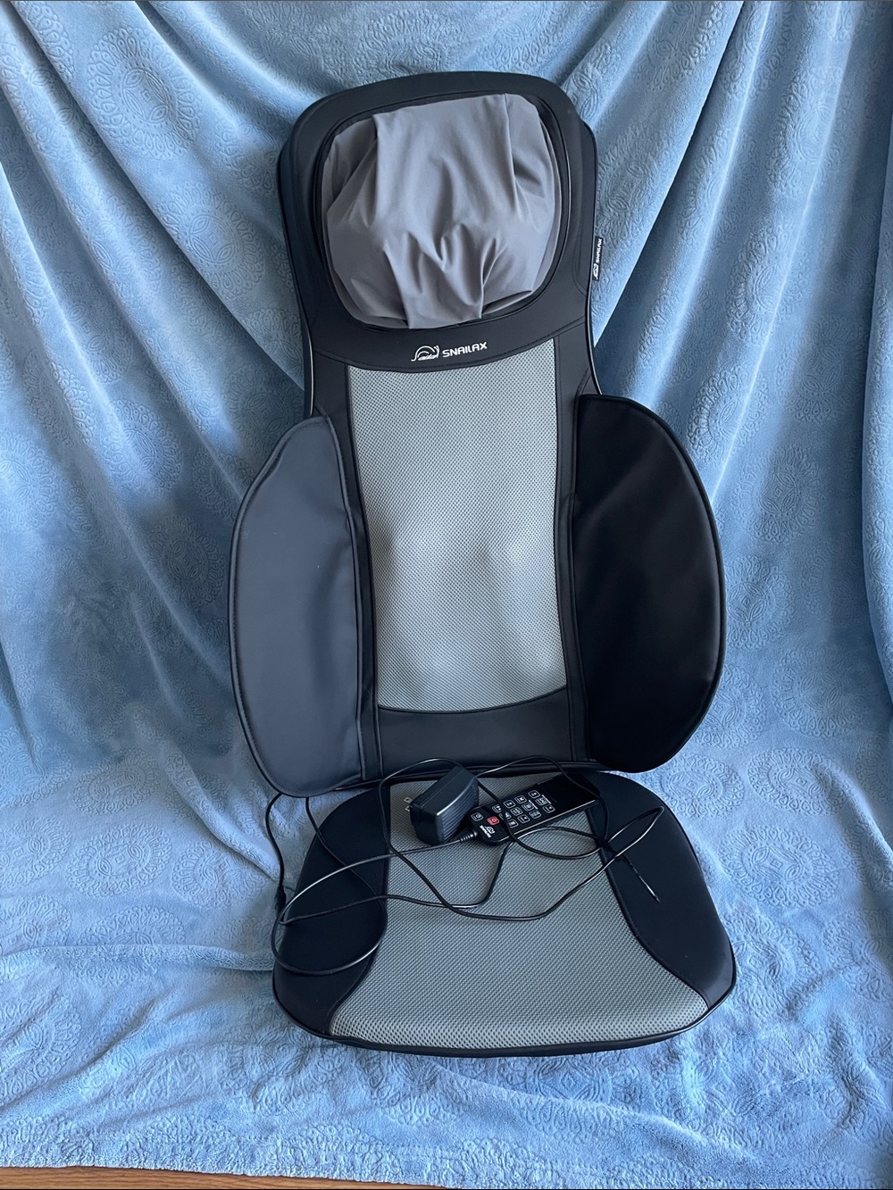 Shiatsu Back and Seat Massage Cushion by Snailax - Gray & Black